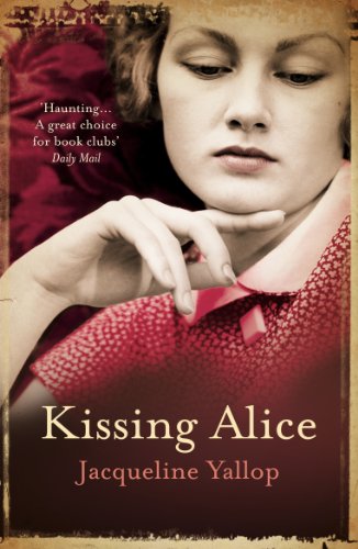 Imagen de archivo de Kissing Alice a la venta por WorldofBooks