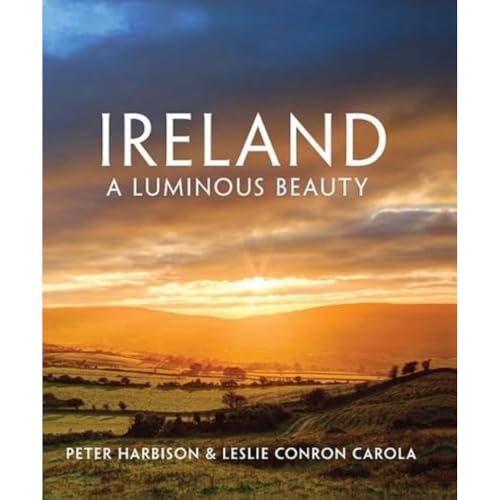 Beispielbild fr Ireland: A Luminous Beauty zum Verkauf von WorldofBooks