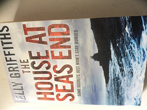 Beispielbild fr The House at Sea's End: The Dr Ruth Galloway Mysteries 3 zum Verkauf von WorldofBooks
