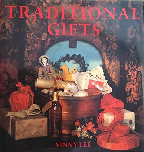 Imagen de archivo de Traditional Gifts a la venta por Better World Books