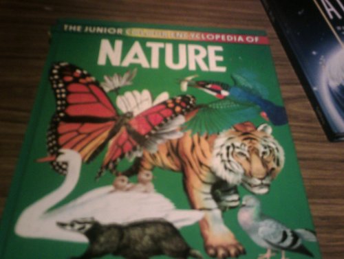 Imagen de archivo de The Junior Colour Encyclopaedia of Nature a la venta por WorldofBooks