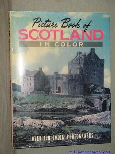 Imagen de archivo de Picture Book of Scotland in Colour a la venta por WorldofBooks