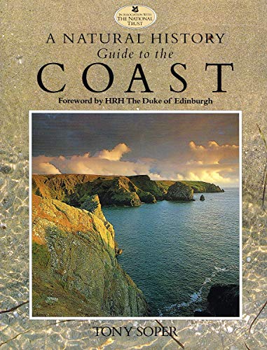 Imagen de archivo de The National Trust Guide to the Coast a la venta por WorldofBooks