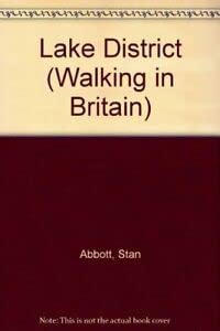 Imagen de archivo de Lake District (Walking in Britain S.) a la venta por AwesomeBooks