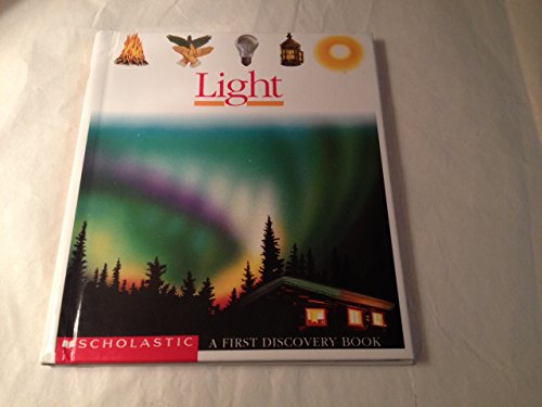 Stock image for Light (First Discovery) (My First Discoveries) for sale by WorldofBooks