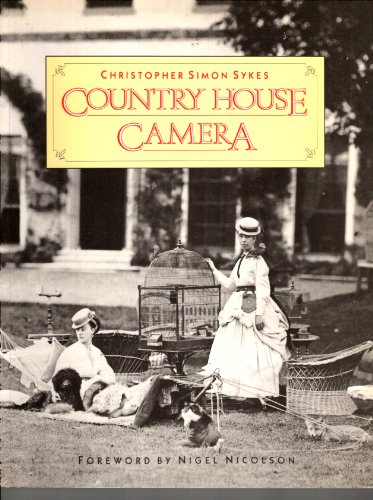 Imagen de archivo de COUNTRY HOUSE CAMERA a la venta por WorldofBooks