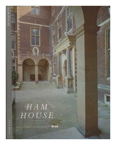 Imagen de archivo de The Ghosts of Ham House a la venta por Colin Martin Books