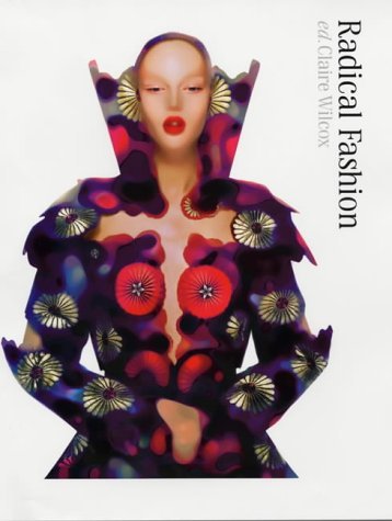 Imagen de archivo de Radical Fashion a la venta por Blindpig Books