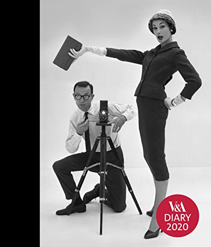 Beispielbild fr V&A Desk Diary 2020: John French Photography zum Verkauf von AwesomeBooks