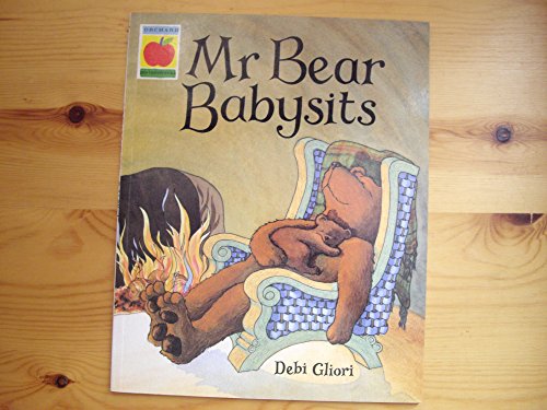 Beispielbild fr Mr Bear: Mr Bear Babysits zum Verkauf von WorldofBooks