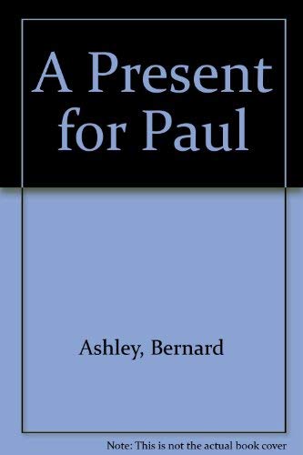 A Present for Paul (English and Chinese Edition) (9781852693596) by [???]
