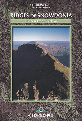 Beispielbild fr Ridges of Snowdonia: The Best Ridge Walking (Cicerone Guide) zum Verkauf von WorldofBooks