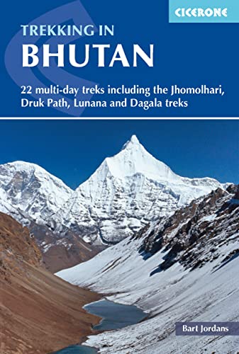Beispielbild fr Trekking in Bhutan zum Verkauf von Blackwell's