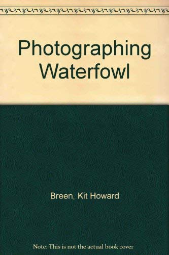 Beispielbild fr Photographing Waterfowl zum Verkauf von Reuseabook