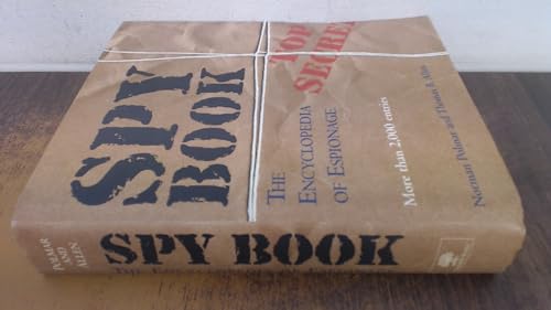 Beispielbild fr Spy Book: the Encyclopedia of Espionage zum Verkauf von AwesomeBooks