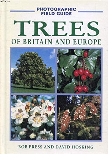 Imagen de archivo de Trees of Britain and Europe (Photographic Field Guides) a la venta por AwesomeBooks