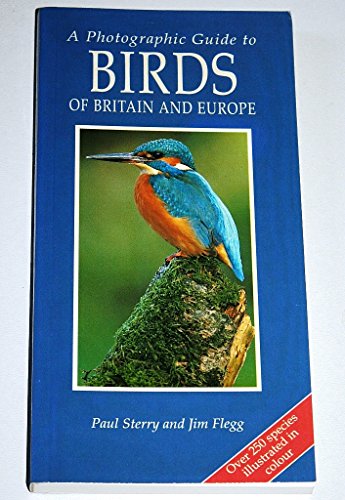 Beispielbild fr Photoguide to Birds of Britain and Europe zum Verkauf von Better World Books