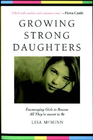 Imagen de archivo de Growing Strong Daughters a la venta por Reuseabook