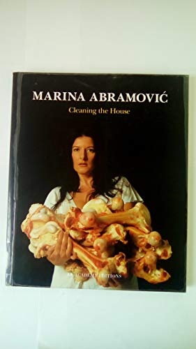 Stock image for Marina Abramovic : cleaning the House. for sale by Librairie Vignes Online