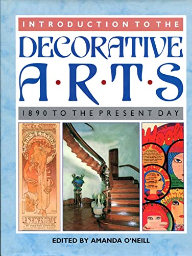 Beispielbild fr Introduction to the Decorative Arts zum Verkauf von Better World Books