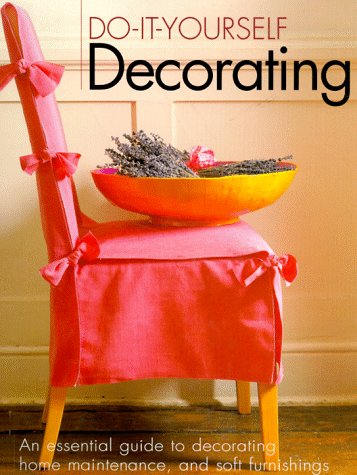 Imagen de archivo de DoItYourself Decorating with Fabric : Practical Projects and Essential Advice for Furnishing Your Home with Fabric a la venta por Better World Books