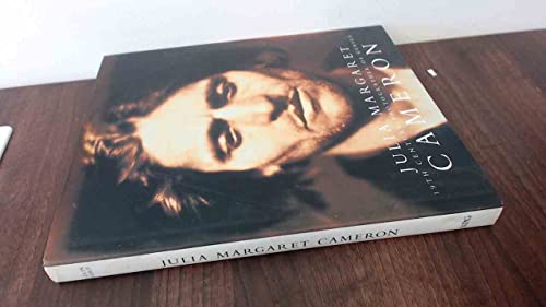 Julia Margaret Cameron: The First Great Woman Photographer (9781855145061) by Colin Ford