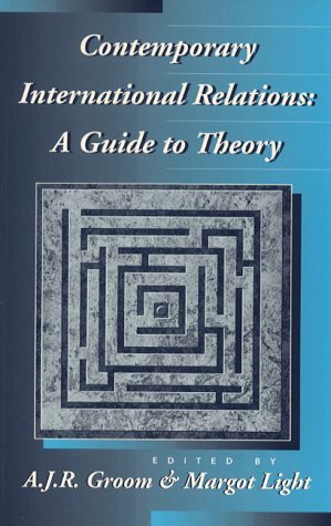 Beispielbild fr Contemporary International Relations : A Guide to Theory zum Verkauf von Better World Books