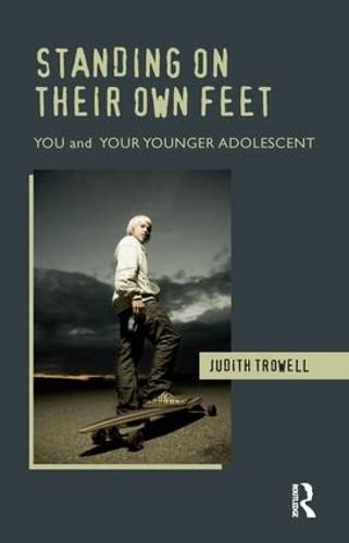 Imagen de archivo de Standing on Their Own Feet a la venta por Blackwell's