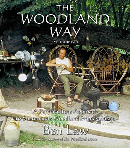Imagen de archivo de Woodland Way, The: A Permaculture Approach to Sustainable Woodland a la venta por WorldofBooks