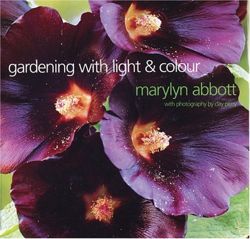 9781856263245: GARDENING WITH LIGHT AND COLOR