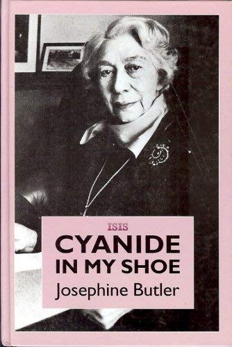 9781856950657: Cyanide in My Shoe: The Story of the Only Woman in Churchill's Secret Circle (Transaction Large Print Books)