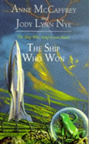 9781857233605: The Ship Who Won