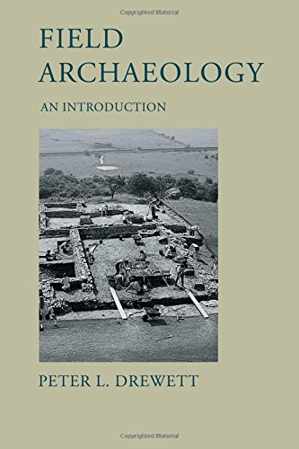 9781857287370: Field Archaeology: An Introduction