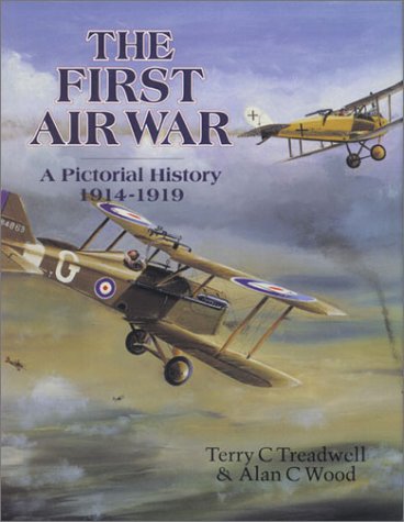 Beispielbild fr The First Air War : A Pictorial History zum Verkauf von Better World Books