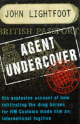 Beispielbild fr Agent Undercover zum Verkauf von WorldofBooks