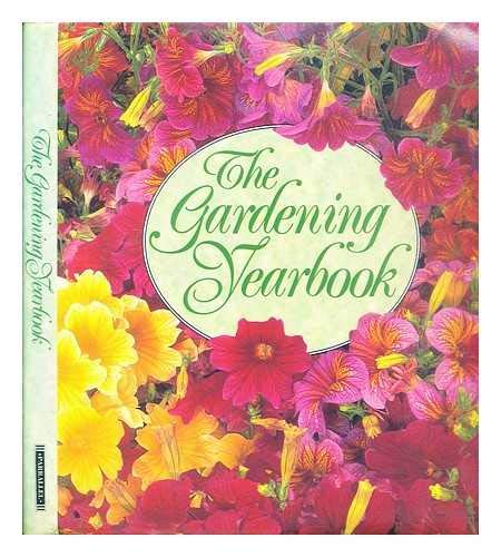 Beispielbild fr Gardening Year Book zum Verkauf von Better World Books: West