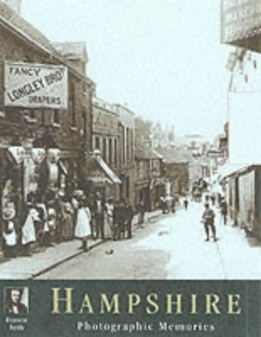 Imagen de archivo de Hampshire: Photographic Memories a la venta por Better World Books: West