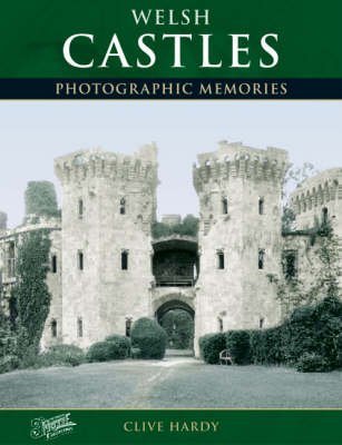 Beispielbild fr Welsh Castles: Photographic Memories zum Verkauf von WorldofBooks