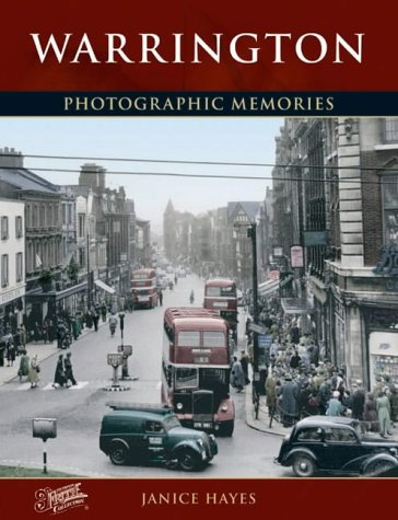 Imagen de archivo de Warrington: Photographic Memories a la venta por WorldofBooks