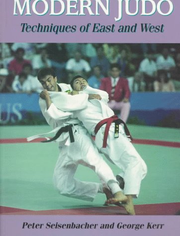 Beispielbild fr Modern Judo : Techniques of East and West zum Verkauf von Better World Books