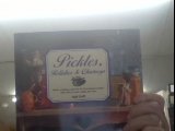 Imagen de archivo de PICKLES, RELISHES & CHUTNEYS :tastes, traditions and 60 international recipes, with notes on their origins and uses a la venta por WorldofBooks