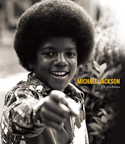 Beispielbild fr Michael Jackson A Life in Pictures zum Verkauf von WorldofBooks