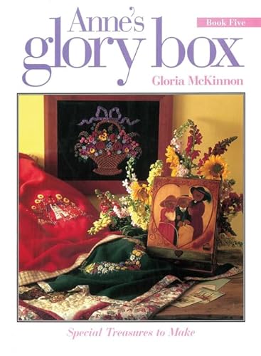 Imagen de archivo de Anne's Glory Box a la venta por SecondSale