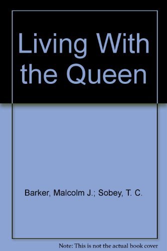9781863950084: Living With the Queen