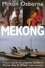 Imagen de archivo de Mekong: Turbulent Past, Uncertain Future a la venta por WorldofBooks