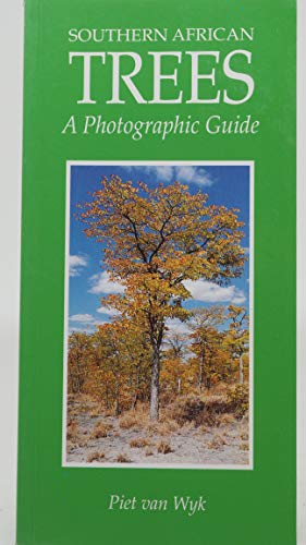 9781868253074: Southern African Trees: A Photographic Guide