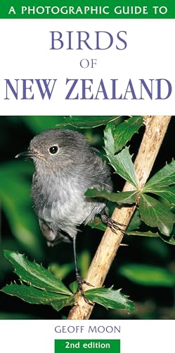 A Photographic Guide to Birds of New Zealand (9781869663278) by Geoff Moon