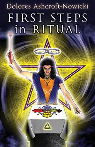 9781870450607: FIRST STEPS IN RITUAL