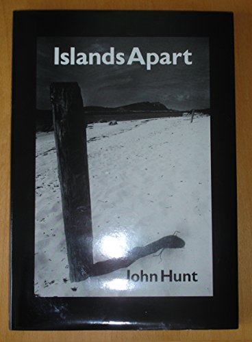 Beispielbild fr Islands Apart: Isles of Scilly zum Verkauf von WorldofBooks