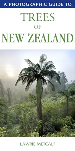 Beispielbild fr Photographic Guide to Trees of New Zealand zum Verkauf von Hafa Adai Books